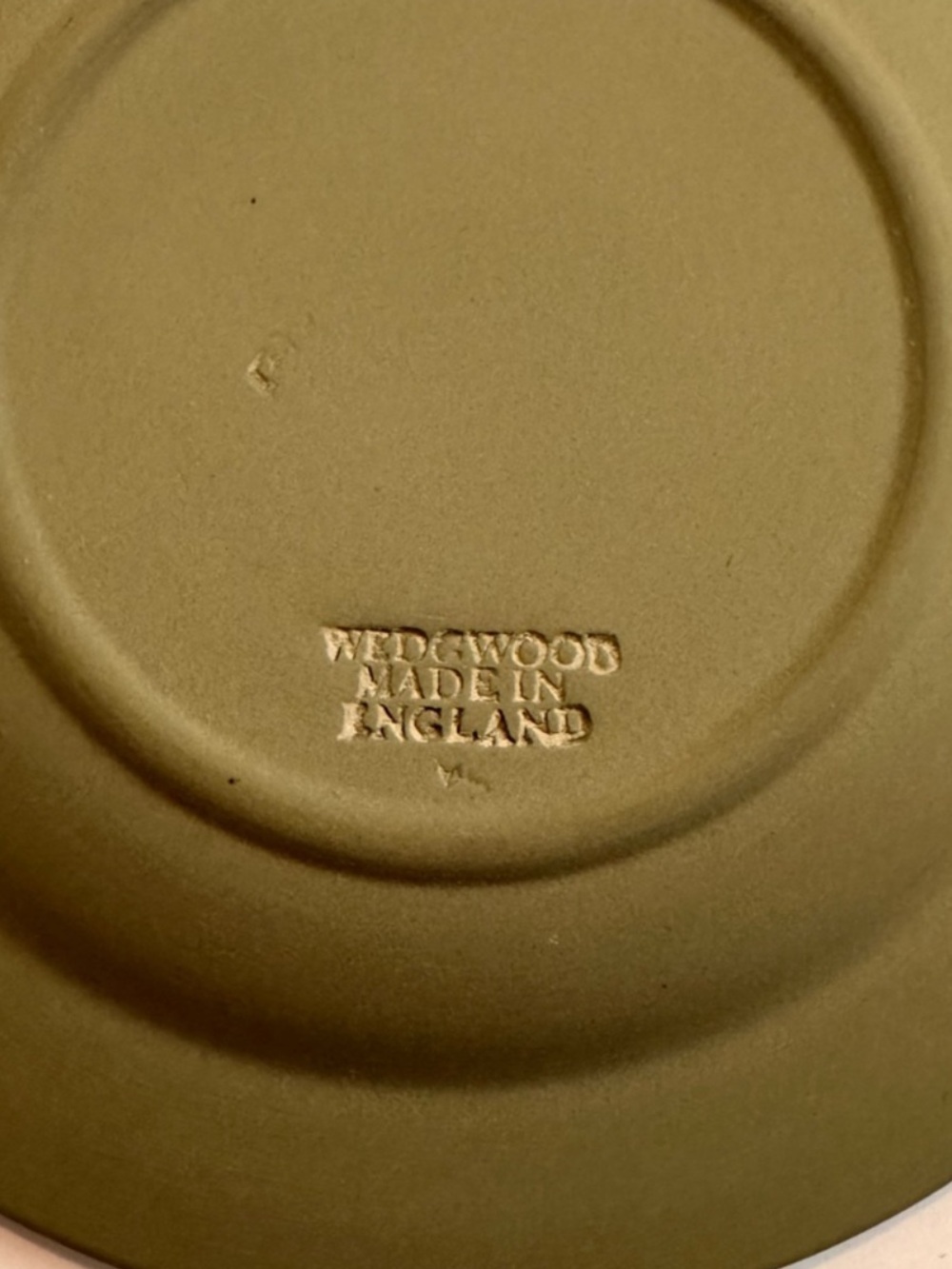 Wedgwood | Decor | Wedgwood Jasperware Trinket Plate | Celadon Cupid Asleep - Picture 3 of 5
